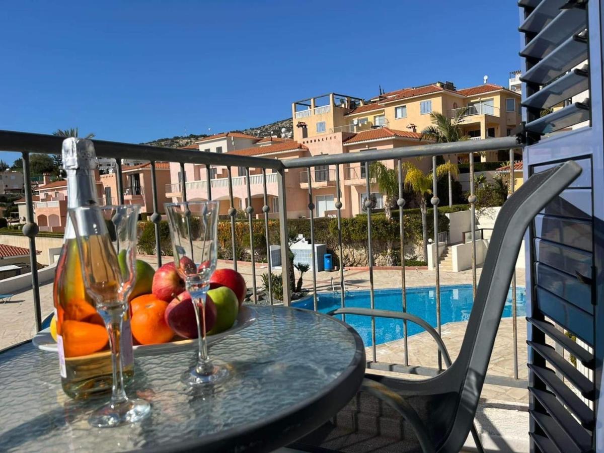 Desire Gardens 2Bedroom Townhouse Peyia Exterior photo
