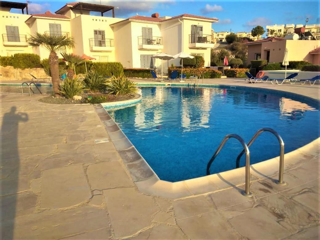 Desire Gardens 2Bedroom Townhouse Peyia Exterior photo